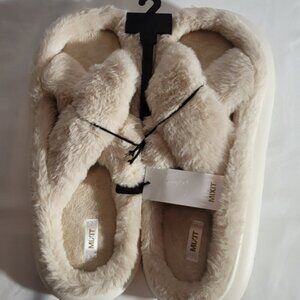 MIXIT Plush Criss Cross Slippers XL 11-12